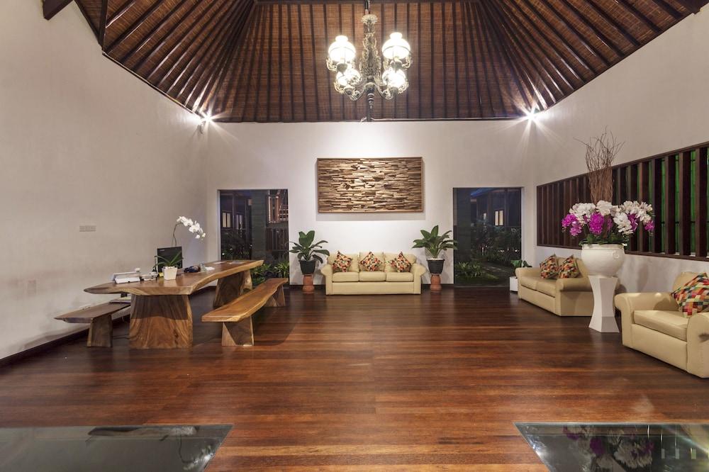 Coconut Boutique Resort Senggigi Extérieur photo
