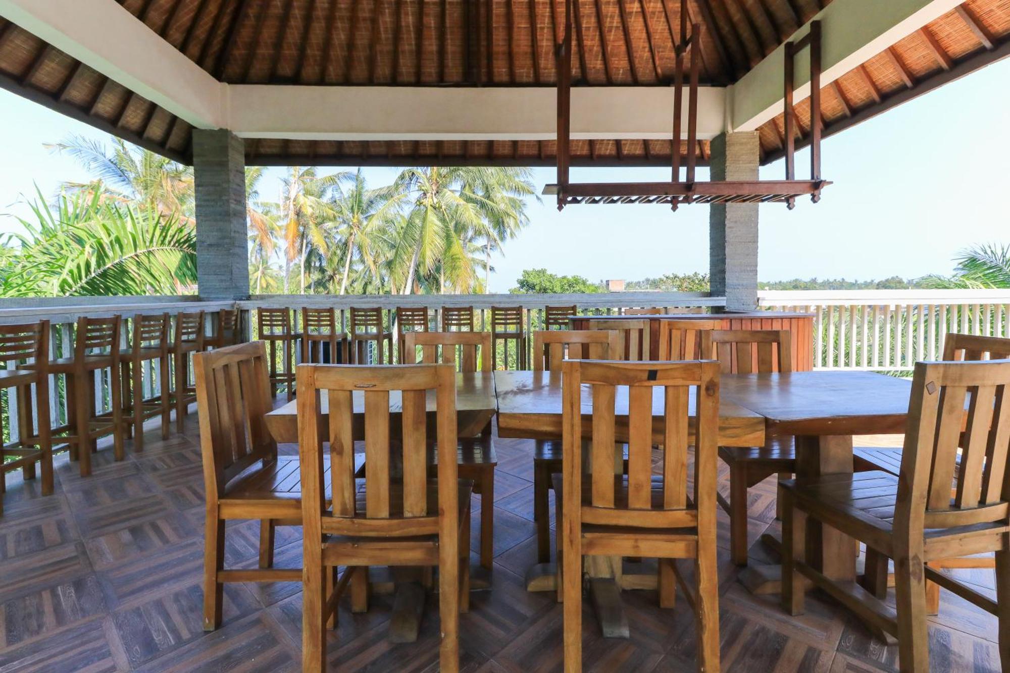 Coconut Boutique Resort Senggigi Extérieur photo