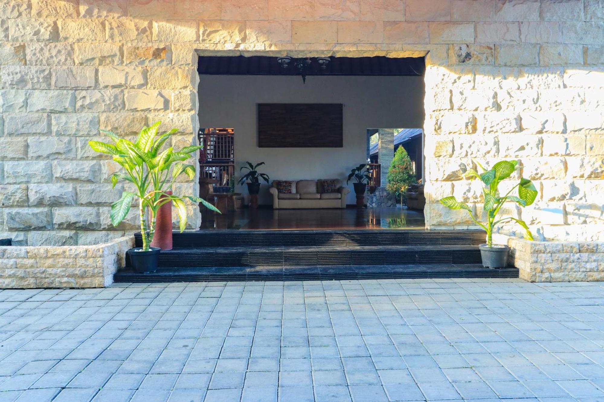 Coconut Boutique Resort Senggigi Extérieur photo
