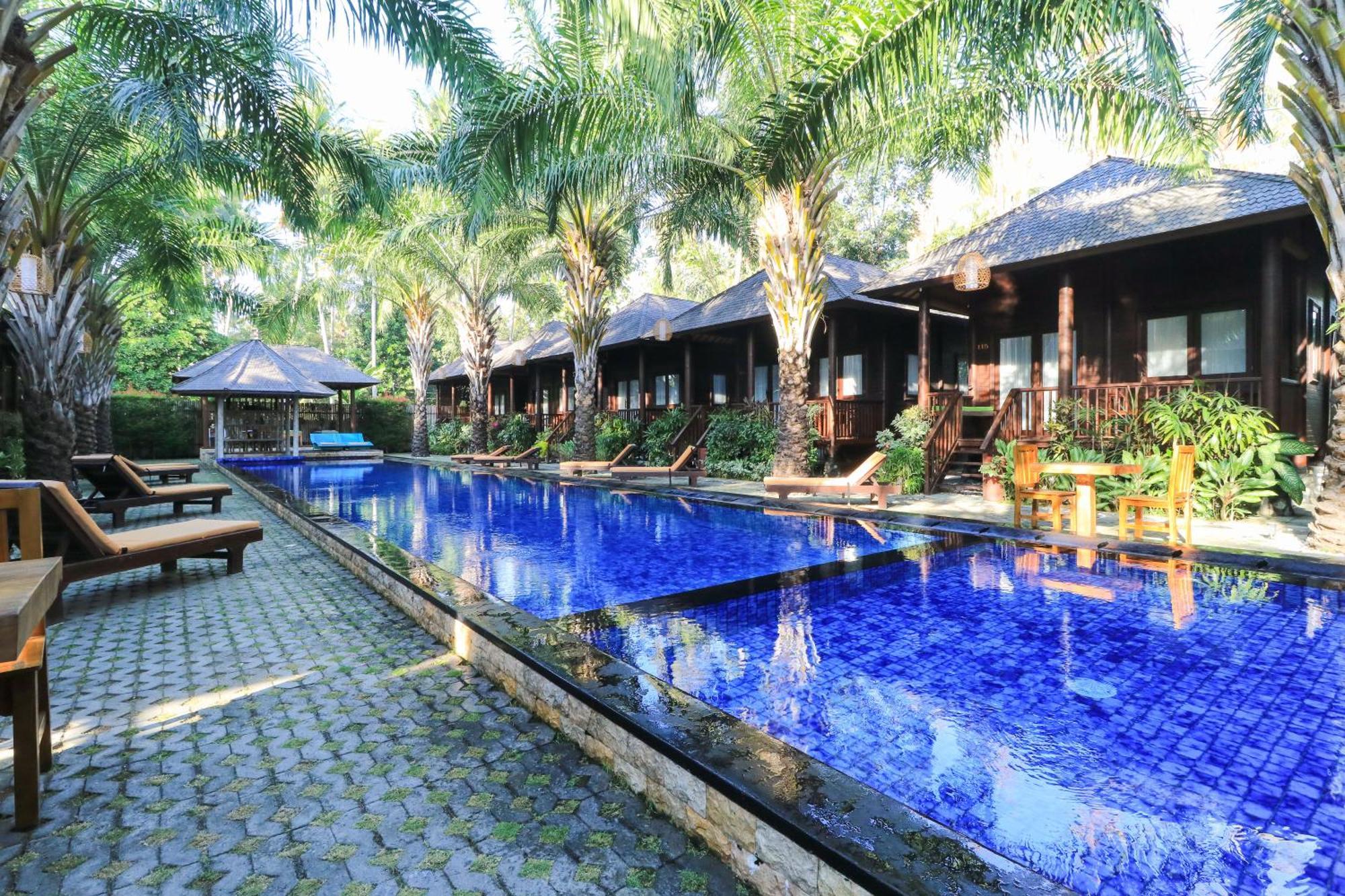 Coconut Boutique Resort Senggigi Extérieur photo