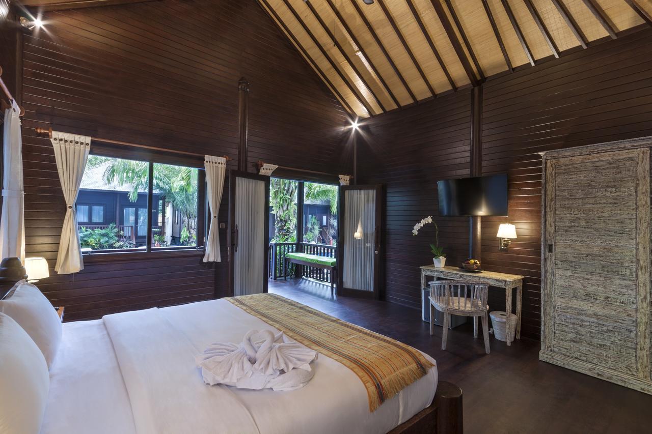 Coconut Boutique Resort Senggigi Extérieur photo