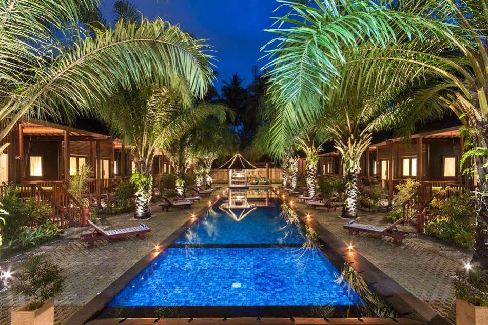Coconut Boutique Resort Senggigi Extérieur photo