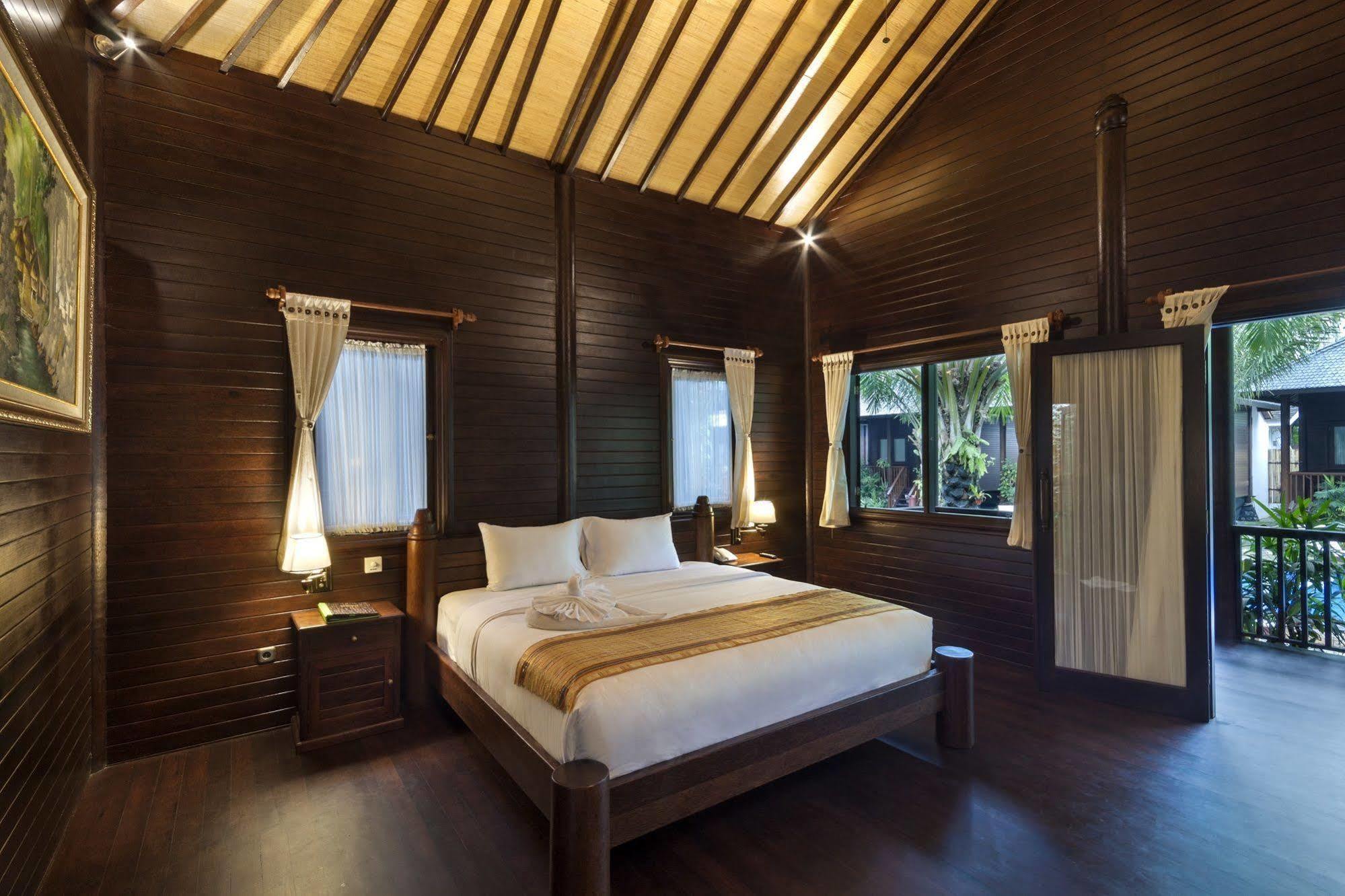 Coconut Boutique Resort Senggigi Extérieur photo