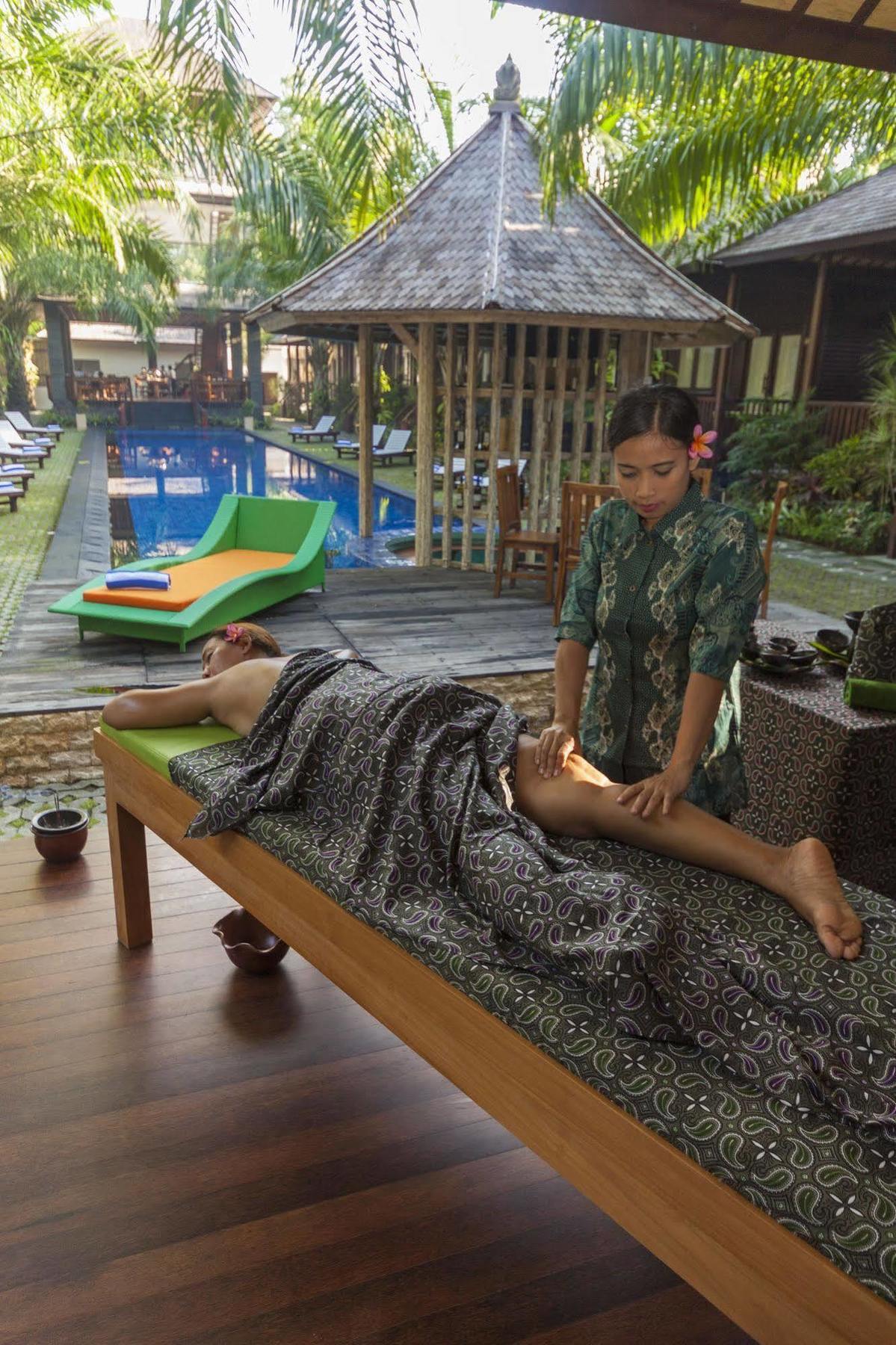 Coconut Boutique Resort Senggigi Extérieur photo