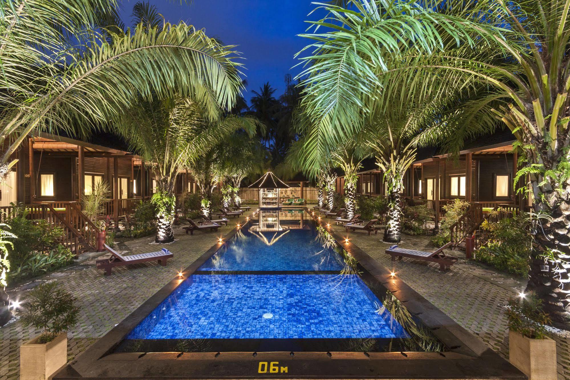 Coconut Boutique Resort Senggigi Extérieur photo